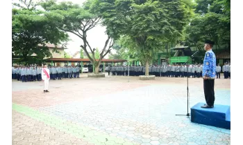 Peringatan Hari Sumpah Pemuda di SMPN 1 Pogalan